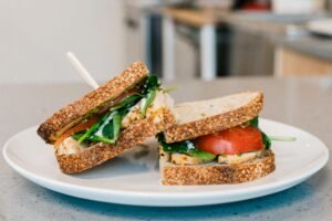 Popular Chicken Sandwich Recipes and Fast Food Trends in 2026